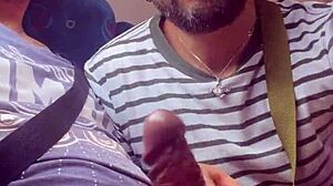 Meksikalı amatör halk otobüsünde hızlı oral yapıyor