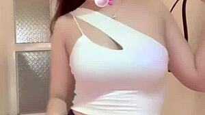 asian miu ngoan has big smooth tits 😘