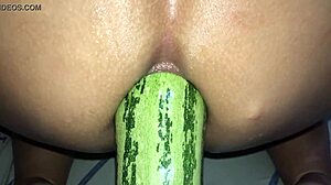 एक्सट्रीम एनल स्ट्रेचिंग ज़ुकीनी से वाइल्ड है! 😱