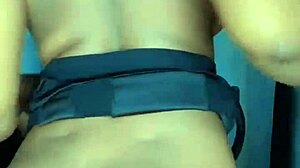 Bold Dancing with Kissing and Sexy Moves