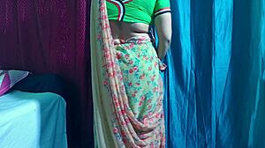 देसी वाइफ कोमल को वैलेंटाइन से पहले पड़ोसी देवर ने रफ डॉगीस्टाइल में ठोका