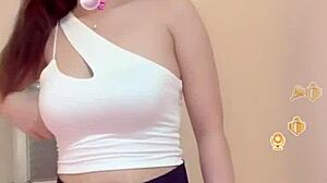 asian miu ngoan has big smooth tits 😘