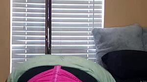 Naejae Twerks and Grinds on Pole in Solo Performance