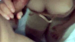 desconsolada llego donde mi amigo porque descubri a mi esposo con otra y ahora le voy a pagar con la misma moneda.