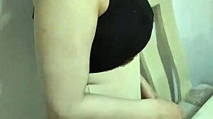 desconsolada llego donde mi amigo porque descubri a mi esposo con otra y ahora le voy a pagar con la misma moneda.