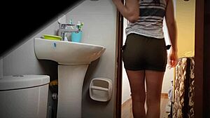 colombian university student peeing