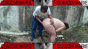 Impossible postures for eating the fat girl's pussy on the street, loving her juices and licking her big ass till she cums