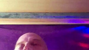 brittny goes for the money shot