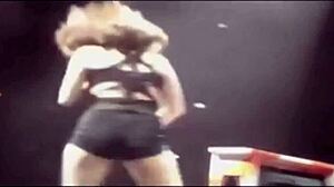 i love miley cyrus sexy slutty bitch