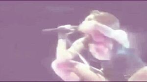 i love miley cyrus sexy slutty bitch