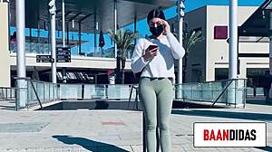 fan meets girl on tinder and fucks her