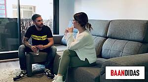 fan meets girl on tinder and fucks her