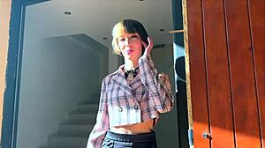 Le sexe anal pour la première fois était si intense et brut