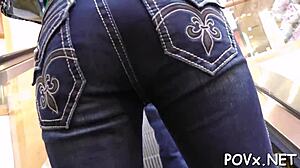 Горячая 18+ шлюшка сосет хуй в POV