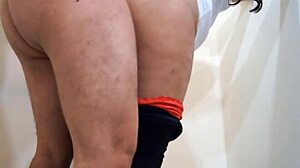 i get so excited i rip her leggings