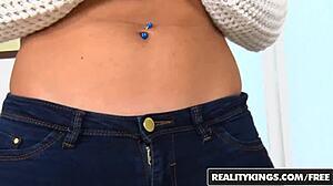 Chubby ebony babe in Realitykings Mike's Apartment Pretty Please