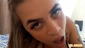 fudendo uma novinha sem camisinha antes de ir para praia completo no red e no sheer