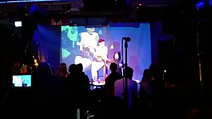 Ik hou van het pompen van borstvoeding in het openbaar voor iedereen om te zien