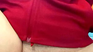 Pissing With Open Pussy