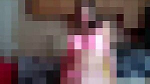 Titta på min tighta fitta blir förstörd av en stor svart kuk 😈