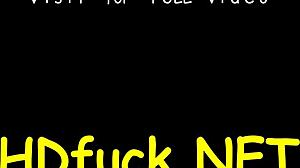 جميلة مراهقة ساخنة تقفز بجنون على زب صلب