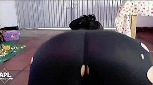 Moja sostanovalka ljubi čudne treninge v hlačkah