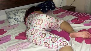 Innocent 18-Year-Old Hijastra's Tight Ass Tempts Eyes