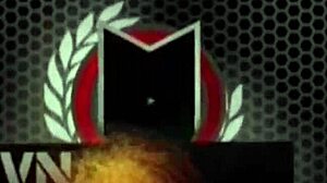 Nikki Benz在内衣中炫耀大阴蒂