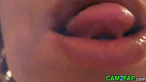 Webcam amateur porn video, close-up fingering and masturbation