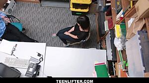 teenlifter penelope reed, petite latina, bangs guard's big dick to avoid cops