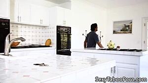 Smalltit babe gets facial after spoon fuck