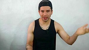 I convinced my married friend to suck my 20cm cock at work.