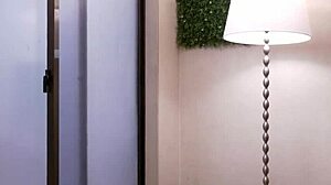 Prześladuje mnie Natsu Oomachi z mokrymi piersiami w zakazanym pożądaniu