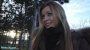 Tina Princess slepě ochutnává sperma ve veřejném testu