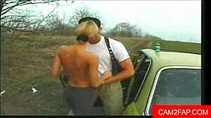 Amadora leva de cu pra boca em vídeo de grupo selvagem