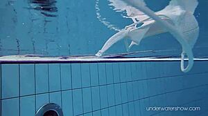 I’m obsessed with Roxalana Cheh, sexy redhead underwater