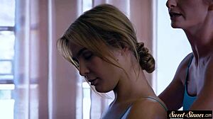 Belle-fille yoga glamour donne pipe avant baiser en missionnaire scénario groupe tabou film complet.