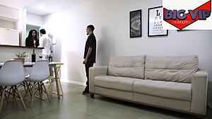 My wife traveled, so I called a friend for a show with Victoria Dias and Tony Tigrao.