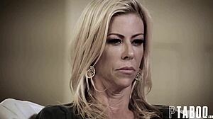 Посмотри на Алексис Фокс и Арию Фэй с идеальным пасынком!