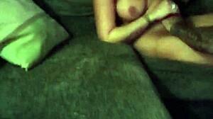 hey mandeezy4u2, show me that big clit sex with toys in update 1?