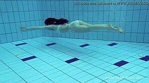 I’m obsessed with Roxalana Cheh, sexy redhead underwater