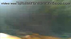 야, 말레이시아 여자 밭에서 섹스하는 거 봐, 너무 생생해!