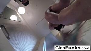 Christiana Glitters In Shower