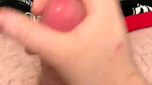 Quick jack off and cumshot before bed!