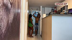 Big-Assed Woman With Delivery Guy