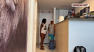 Big-Assed Woman With Delivery Guy