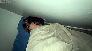 Еј, зашто тајно једем гузу свог геј посинка?