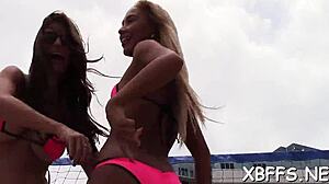 Teen Babe Passionately Shares Pussy With Lad