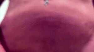 Hei, jeg trenger at du suger den store klitten min og får meg til å komme nå i 4K