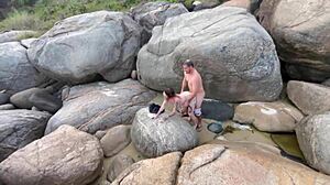 Liberal couple from Curitiba fucks on the trail